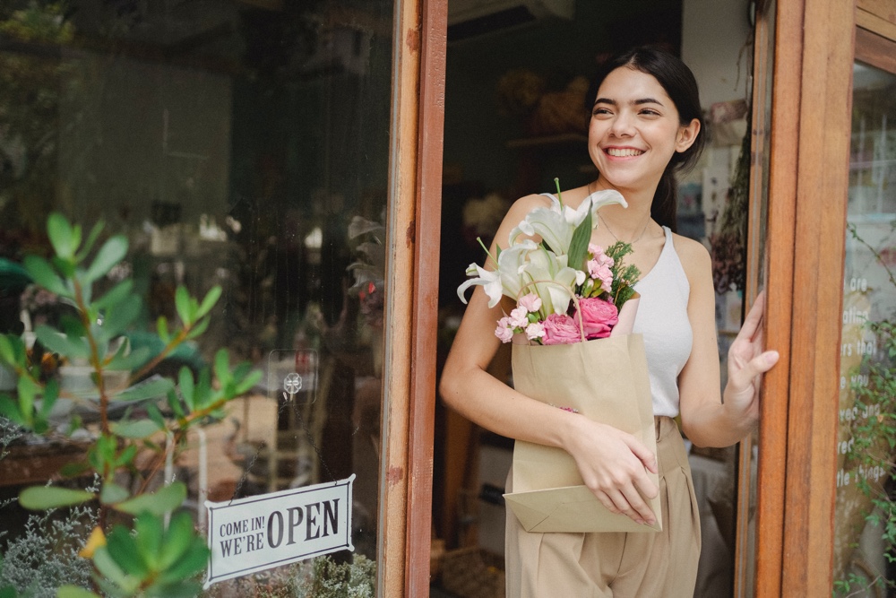 how to retain customers